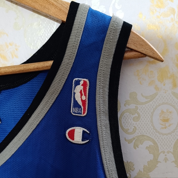 Champion - Picture 4 of 9